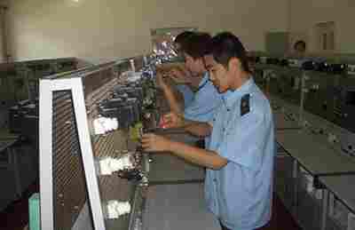 ʯ���fͨ�_�F·�W(xu��)У�C늼��g(sh��)��(y��ng)�Ì��I(y��)