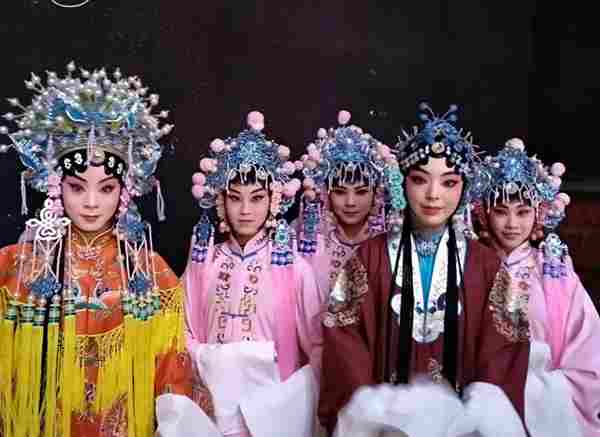 ����ˇ�g�WУ��ô��